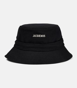 jacquemus-cappello-pescatore-879khc-1.jpg